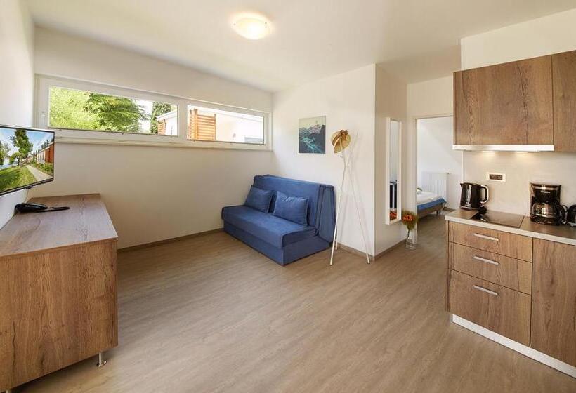 آپارتمان خانوادگی, Adria Apartments Hotel & Resort Adria Ankaran