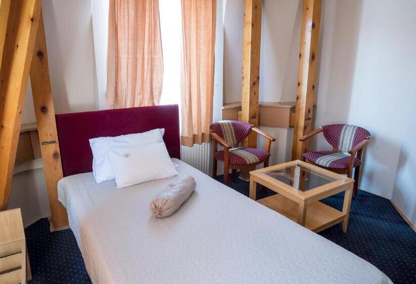 سوییت, Garni Hotel Panorama Lux