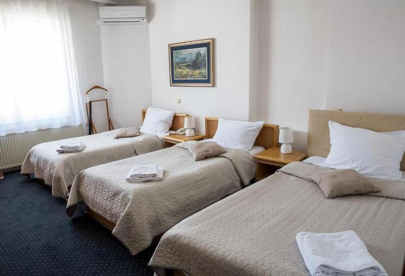 اتاق راحتی سه تخته, Garni Hotel Panorama Lux