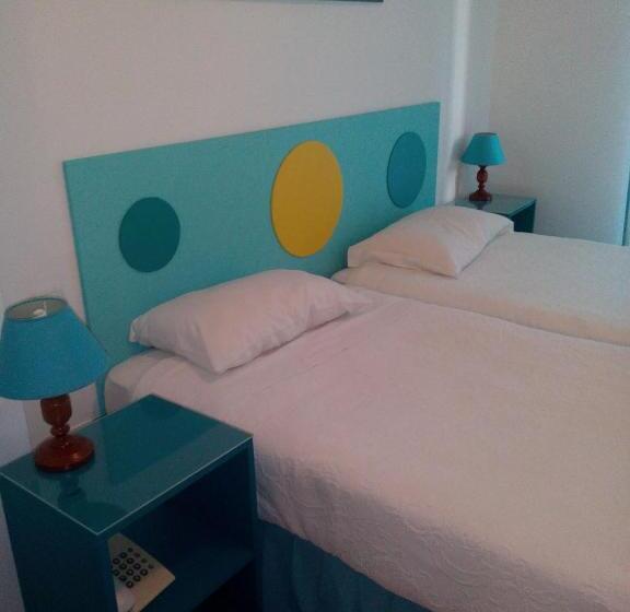 اتاق استاندارد, Adelaide