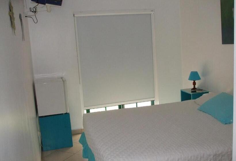 اتاق استاندارد با چشمانداز باغ, Adelaide