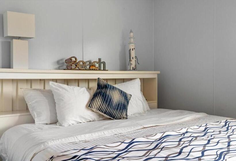 스탠다드 룸 킹사이즈 침대, Mt Royal Motel