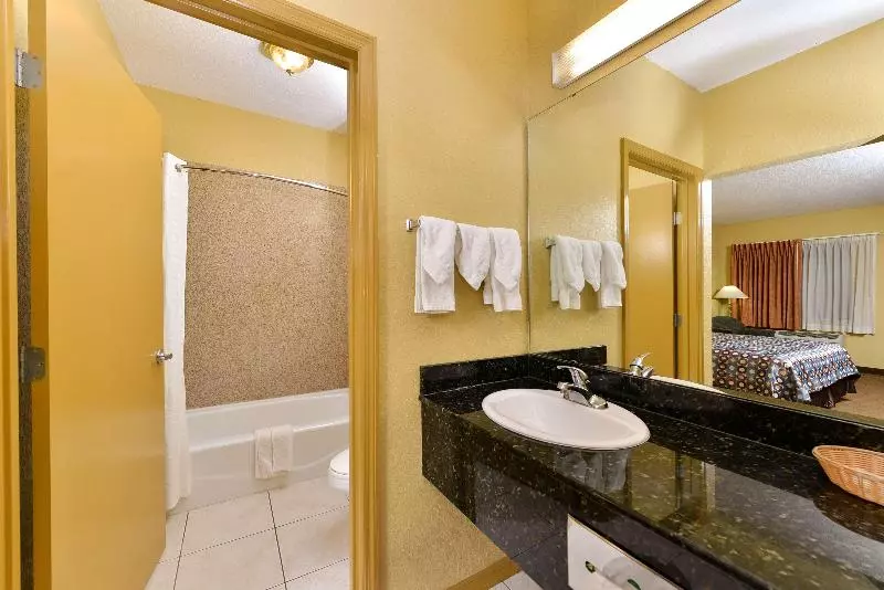 スタンダードルーム, Americas Best Value Inn Starke
