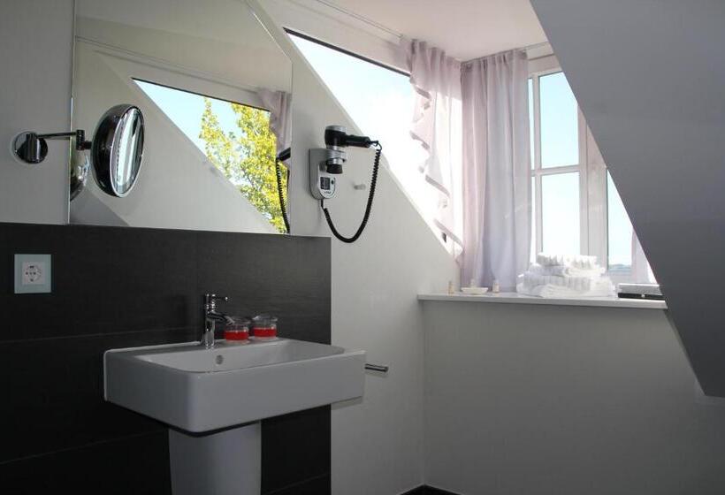 غرفة قياسية مطلّة علي البحر, Hafenresidenz Stralsund