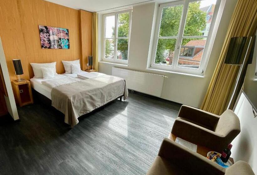 غرفة قياسية مطلة على المدينة, Hafenresidenz Stralsund