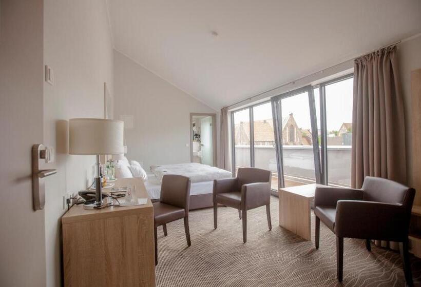 غرفة قياسية مزوَّدة بشُرفة, Hafenresidenz Stralsund