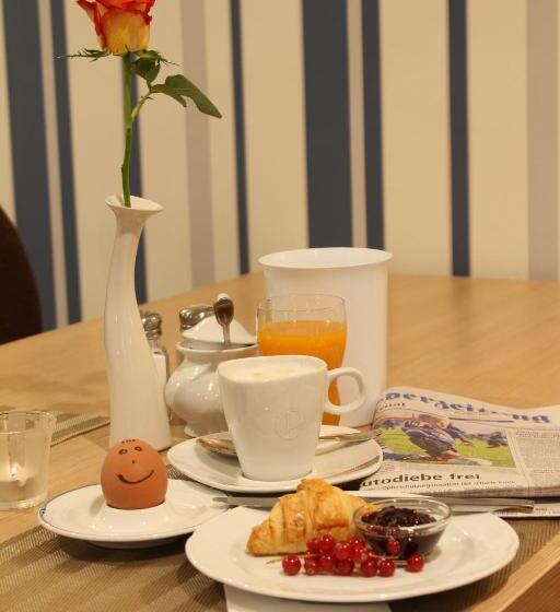 标准间, Haus Am Spreebogen