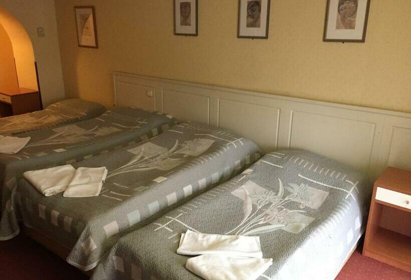 四人标准间, Korona