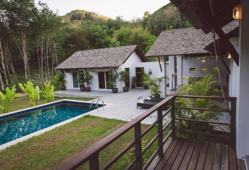 Вилла с 1 спальней и бассейном, Koyao Bay Pavilions   Beach Resort And Pool Villas