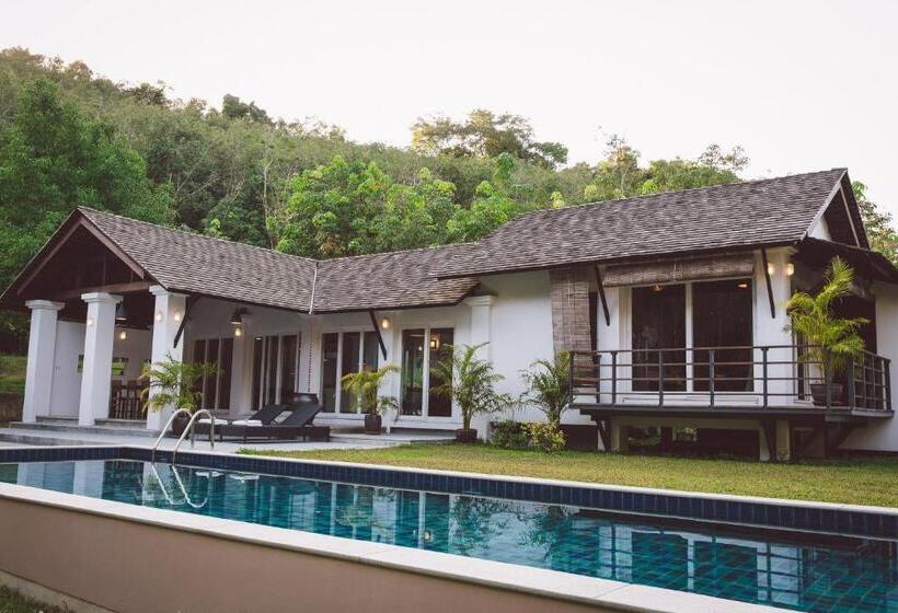 Вилла с 1 спальней и бассейном, Koyao Bay Pavilions   Beach Resort And Pool Villas