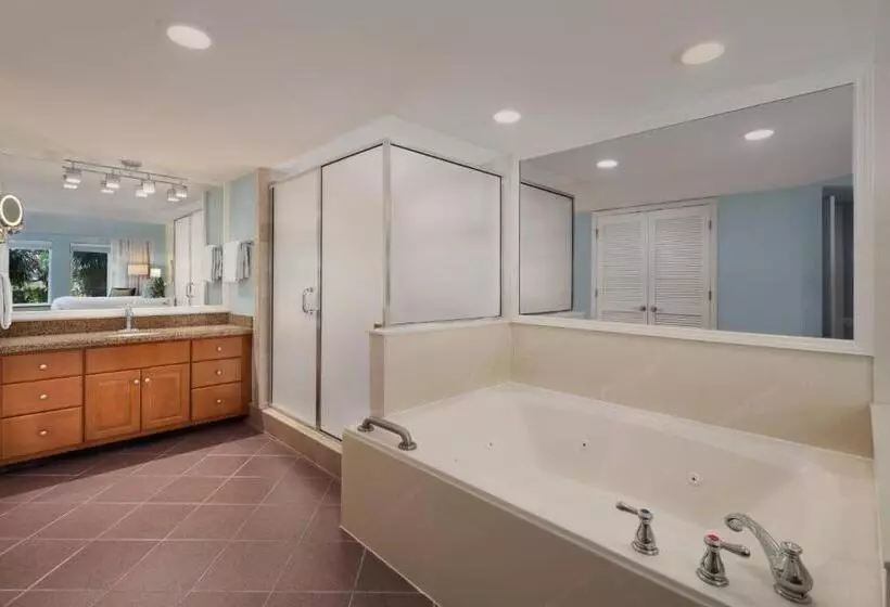 ツーベッドルーム　ヴィラ, Marriott's Harbour Point And Sunset Pointe At Shelter Cove
