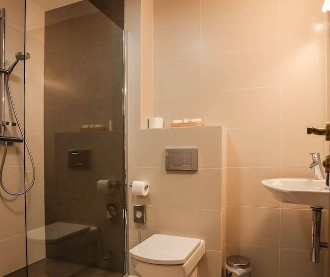 高级套房, Mikulášska Chata