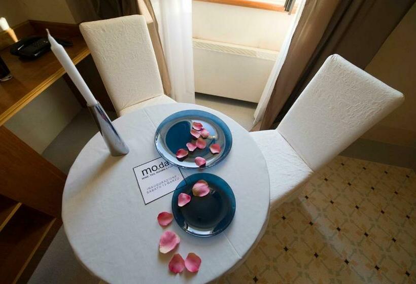 اتاق کلاسیک, Modà Antica Dimora