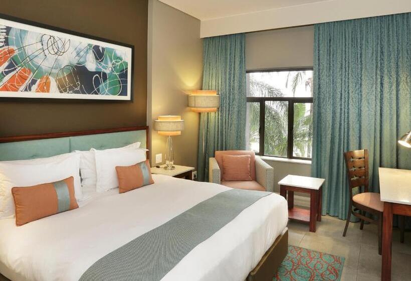 エクゼクティブスイート, Metcourt At Khoroni