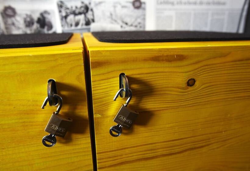 标准三人间, Superbude Hamburg St Pauli