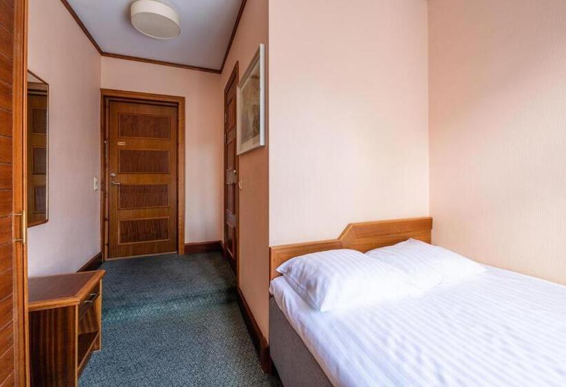 اتاق استاندارد یک نفره, Victoria