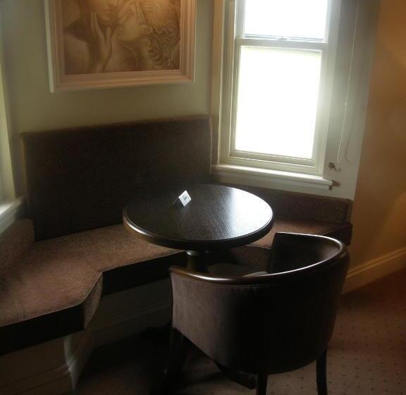 Номер Стандарт Индивидуальный, Baileys Hotel Cashel
