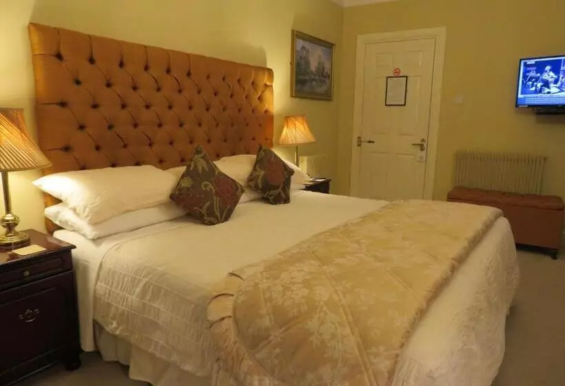 اتاق لوکس با تخت بزرگ, Brook Manor Lodge
