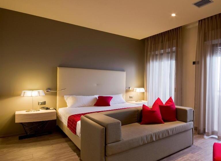 小型套房带海景, Italia