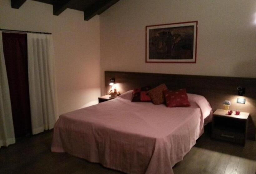 اتاق استاندارد, La Vecchia Reggio