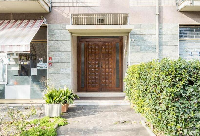 اتاق استاندارد چهار تخته, La Vecchia Reggio