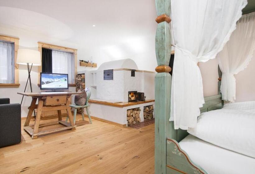 스위트, Mondschein Hotel And Chalet