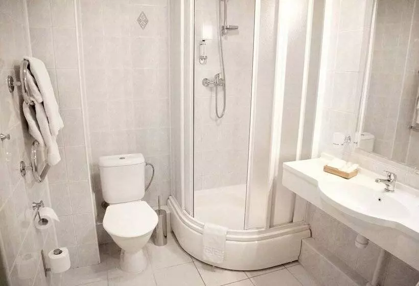 اتاق خانوادگی, Nykščio Namai & Spa
