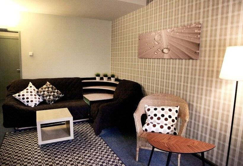 اتاق خانوادگی, Nykščio Namai & Spa