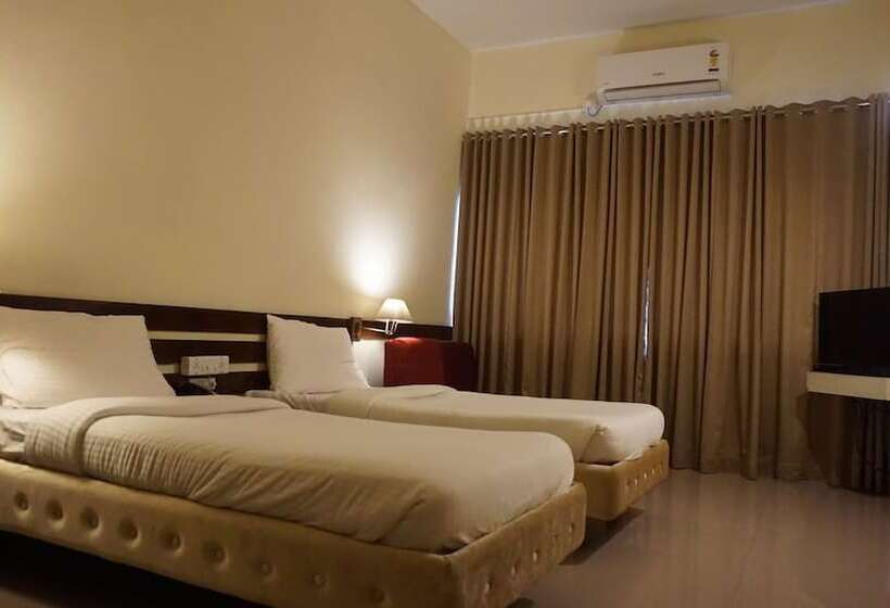 エコノミールーム, Poonja International