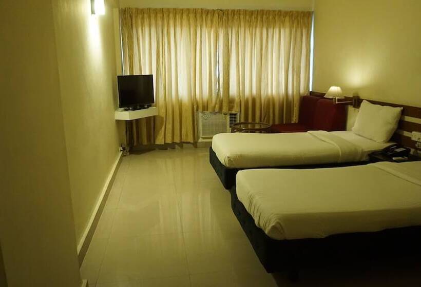 エコノミールーム, Poonja International