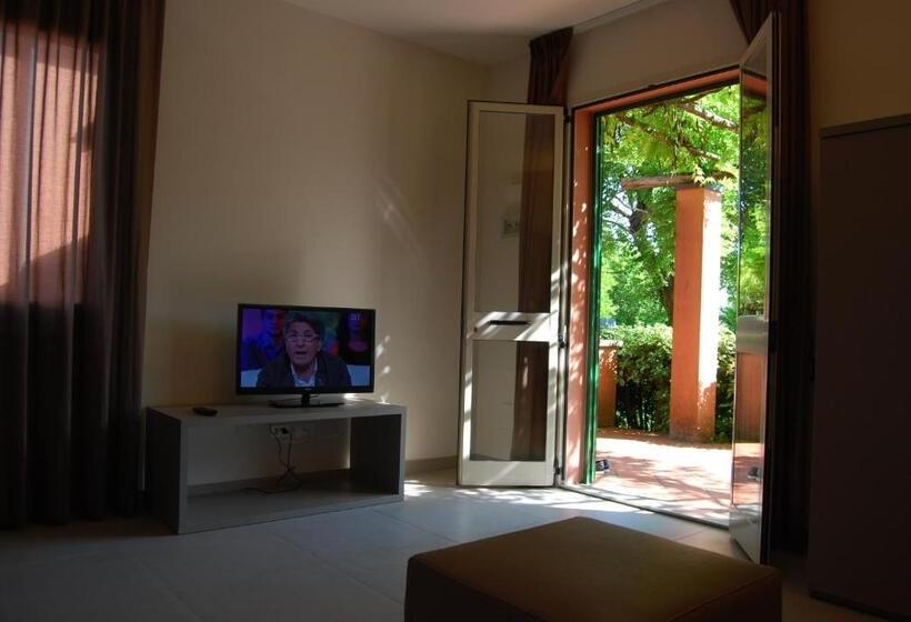 آپارتمان سوپریور 1 خوابه, Residenze Al Colle Dei Pini