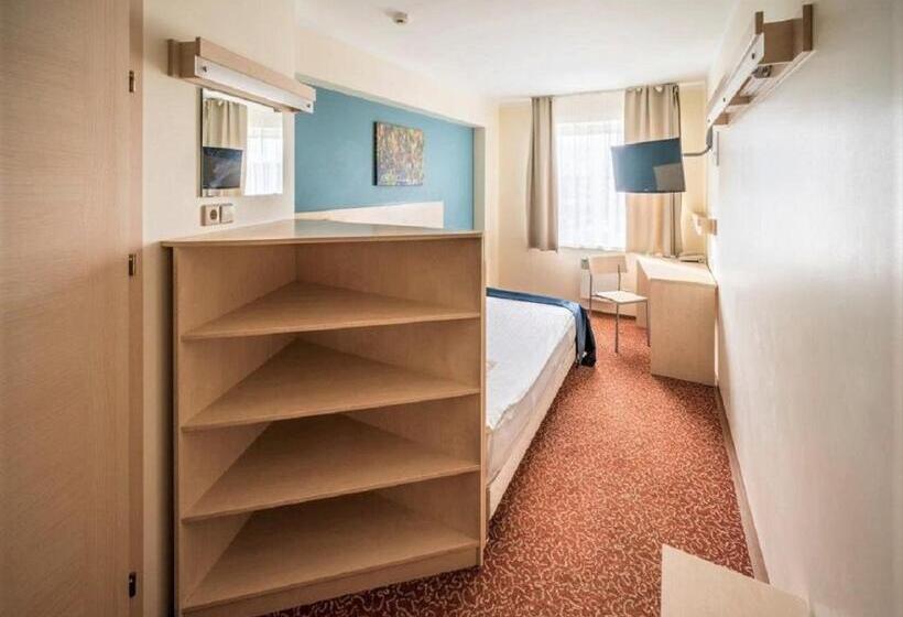 اتاق استاندارد یک نفره, Rija Bauska