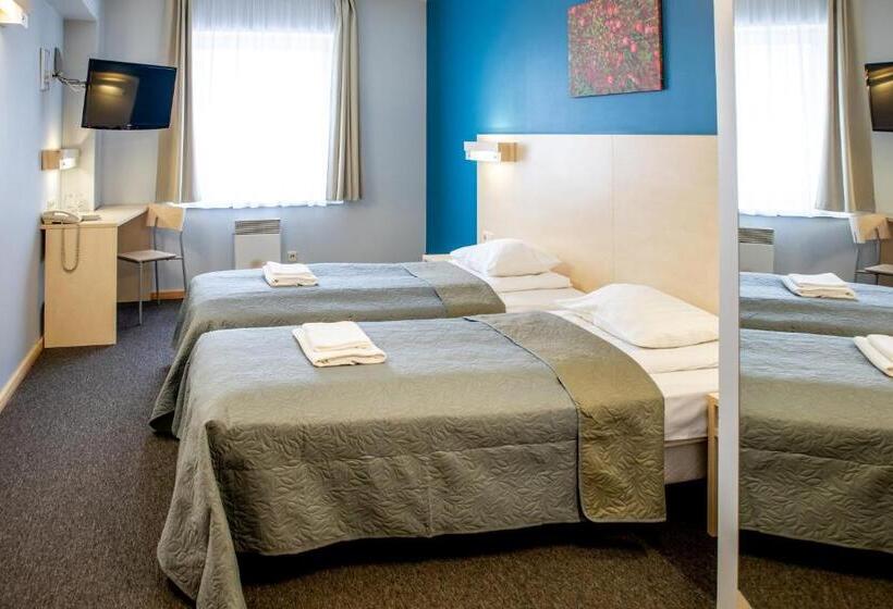 اتاق استاندارد, Rija Bauska