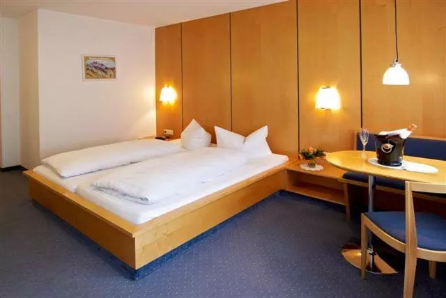 Standard-huone Parveke, Silvretta