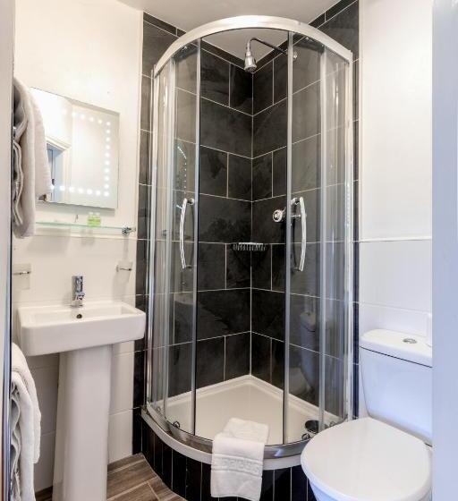 اتاق استاندارد, The Britannia Inn