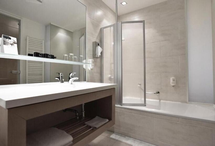 Номер Deluxe, Reduce Hotel Vital