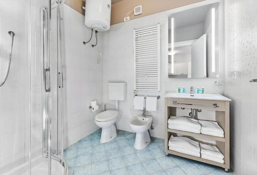 דירת חדר בקומת קרקע, Residence Poggio Dei Pini