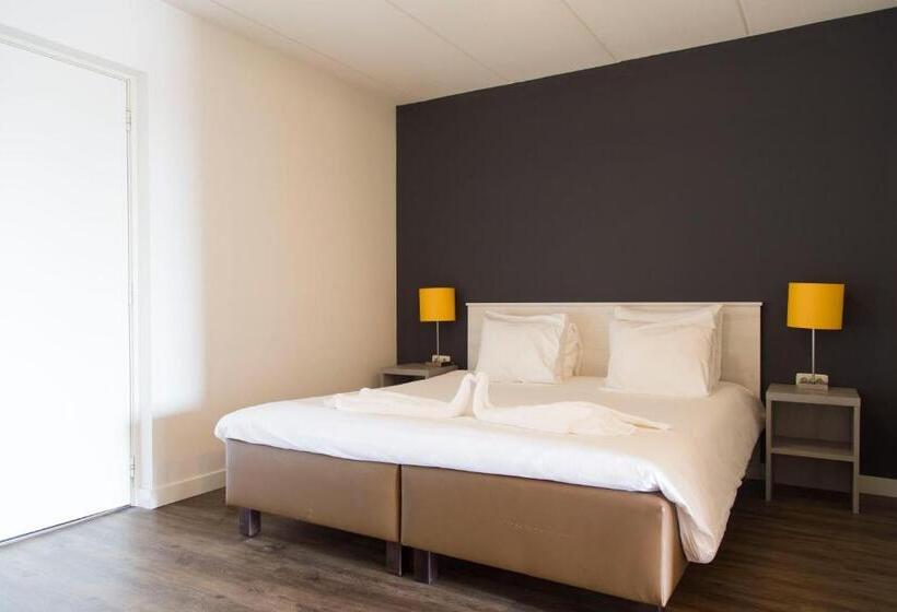 家庭间, Strandhotel Vigilante