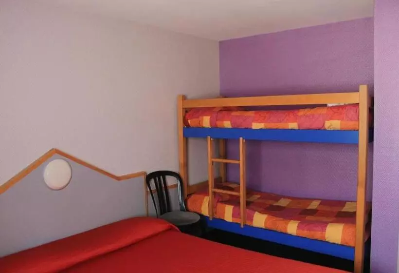 スタンダード4人部屋, Fasthotel Vendome