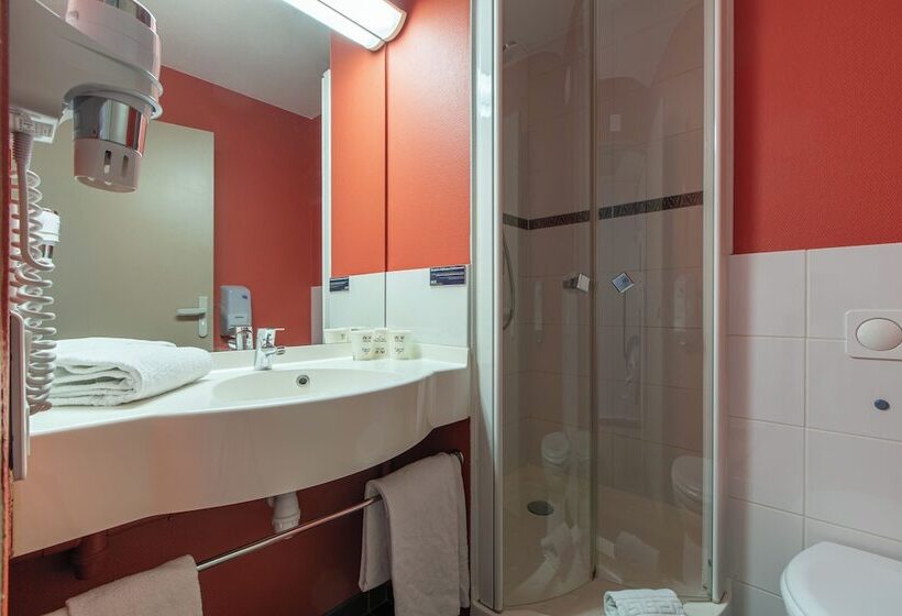 غرفة قياسية ثلاثية, Ace Hôtel Châteauroux Déols