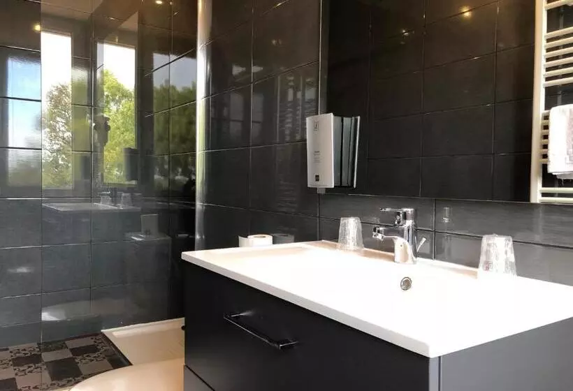 Standard-huone Puutarhanäkymä, Logis Hôtel Auberge De L Etang