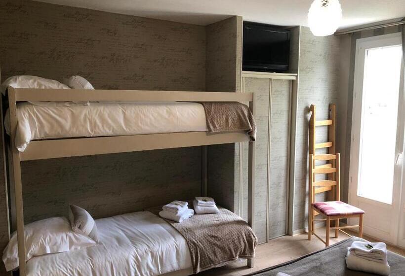 패밀리 룸 가든 전망, Logis Hôtel Auberge De L Etang