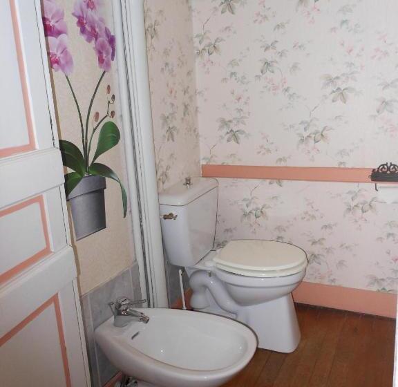 غرفة قياسية, Château De Colliers