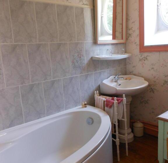 غرفة قياسية, Château De Colliers