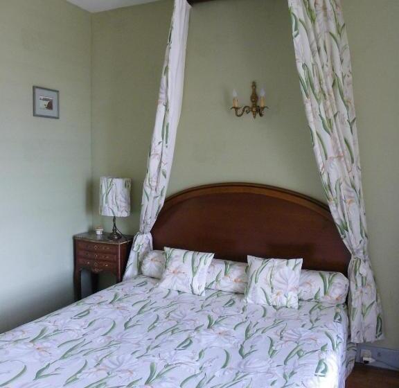 جناح جونيور ديلوكس, Château De Colliers