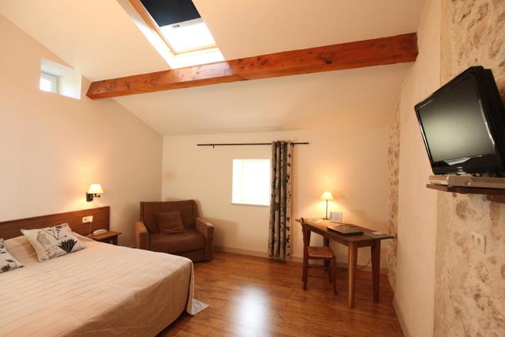 Трехместный Номер Комфорт, Domaine Les Méjeonnes