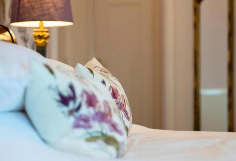 Номер Executive, East Beach