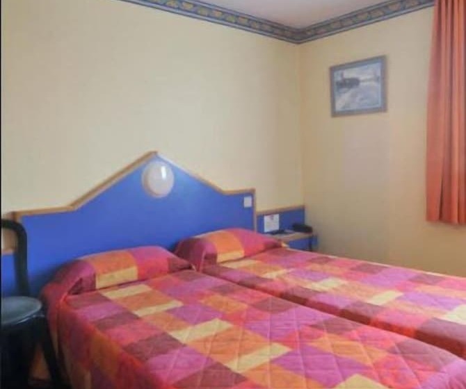 غرفة قياسية, Fasthotel Vendome