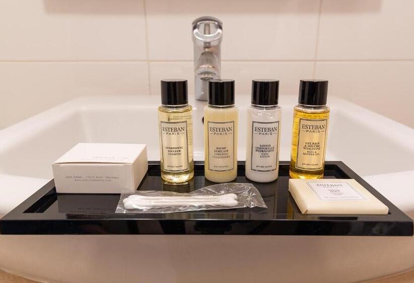 ２ベッドスイートルーム, De Berny