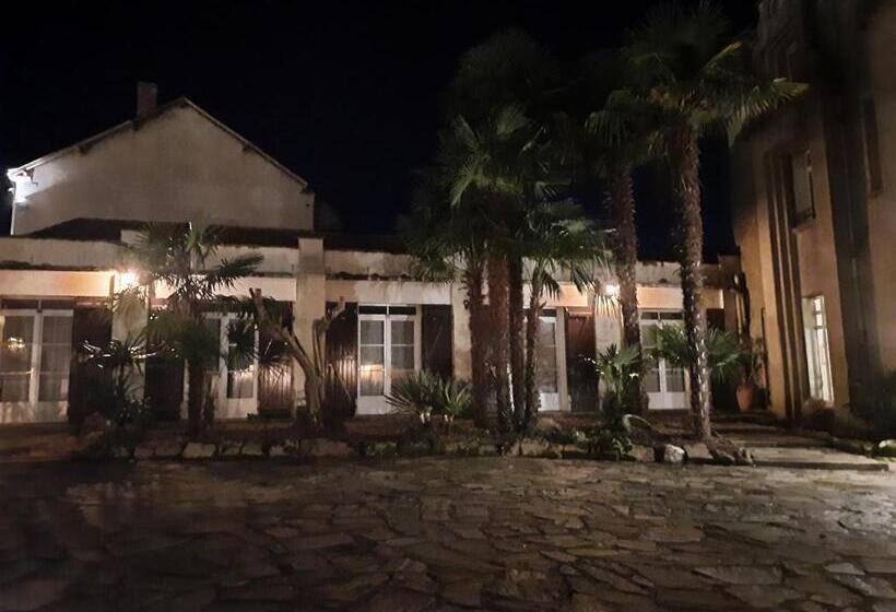 컴포트 룸, Hôtel De La Barbacane